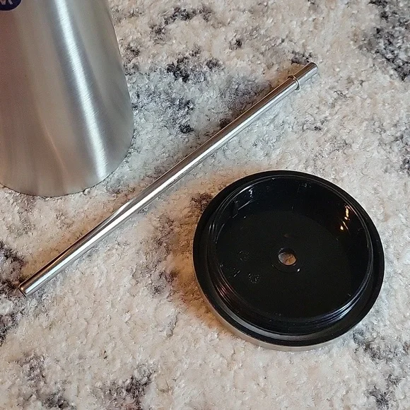 Weight Watchers Stainless Screw-top Cup with Straw - Picture 6 of 8